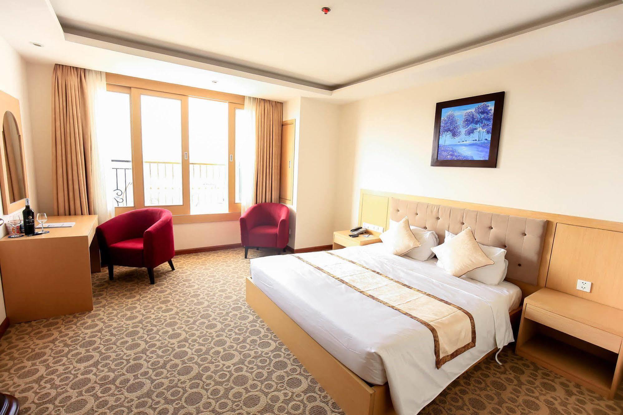 Bavico Plaza Hotel Đà Lạt Exterior foto