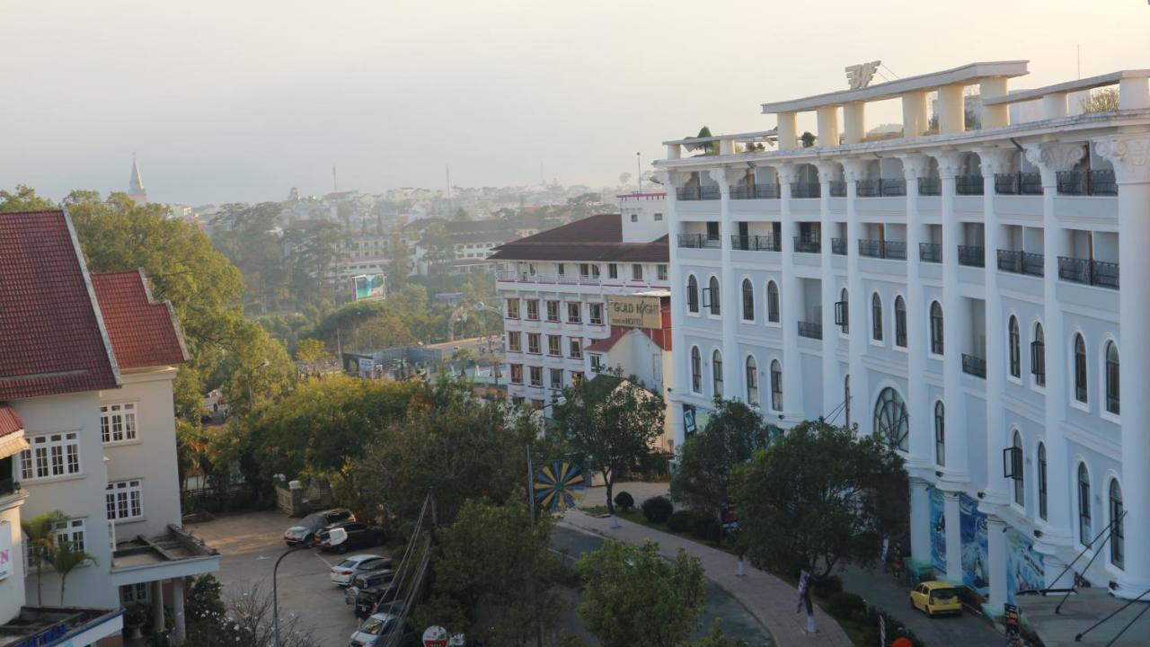 Bavico Plaza Hotel Đà Lạt Exterior foto